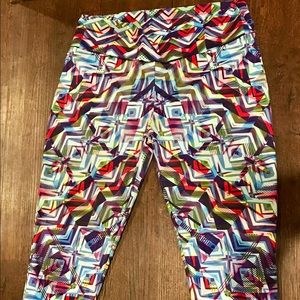 Earthbound geometric tights